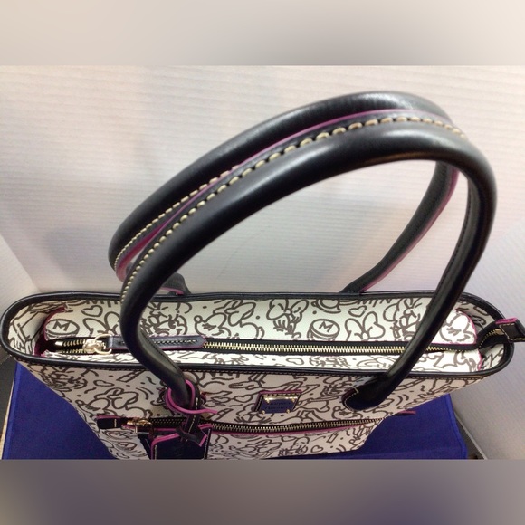 Dooney & Bourke 2022 Disney Minnie Mouse black and white line art tote bag - Picture 4 of 14